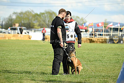 Anouka vom Mittelpunkt